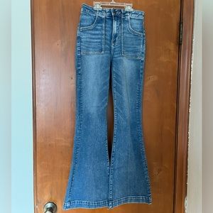 American Eagle Super Hi-Rise Flare Jeans
